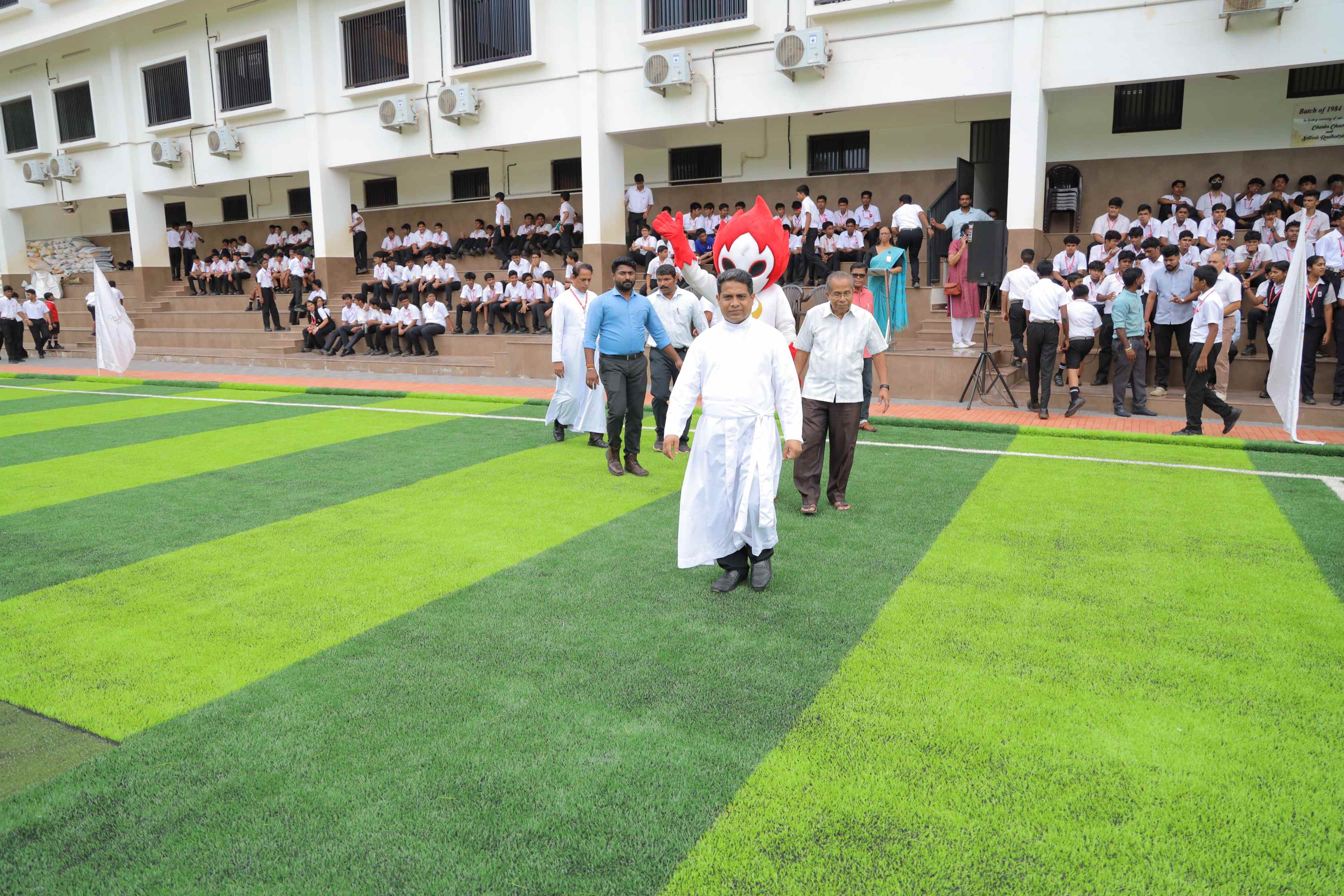 LOYOLA SCHOOL
